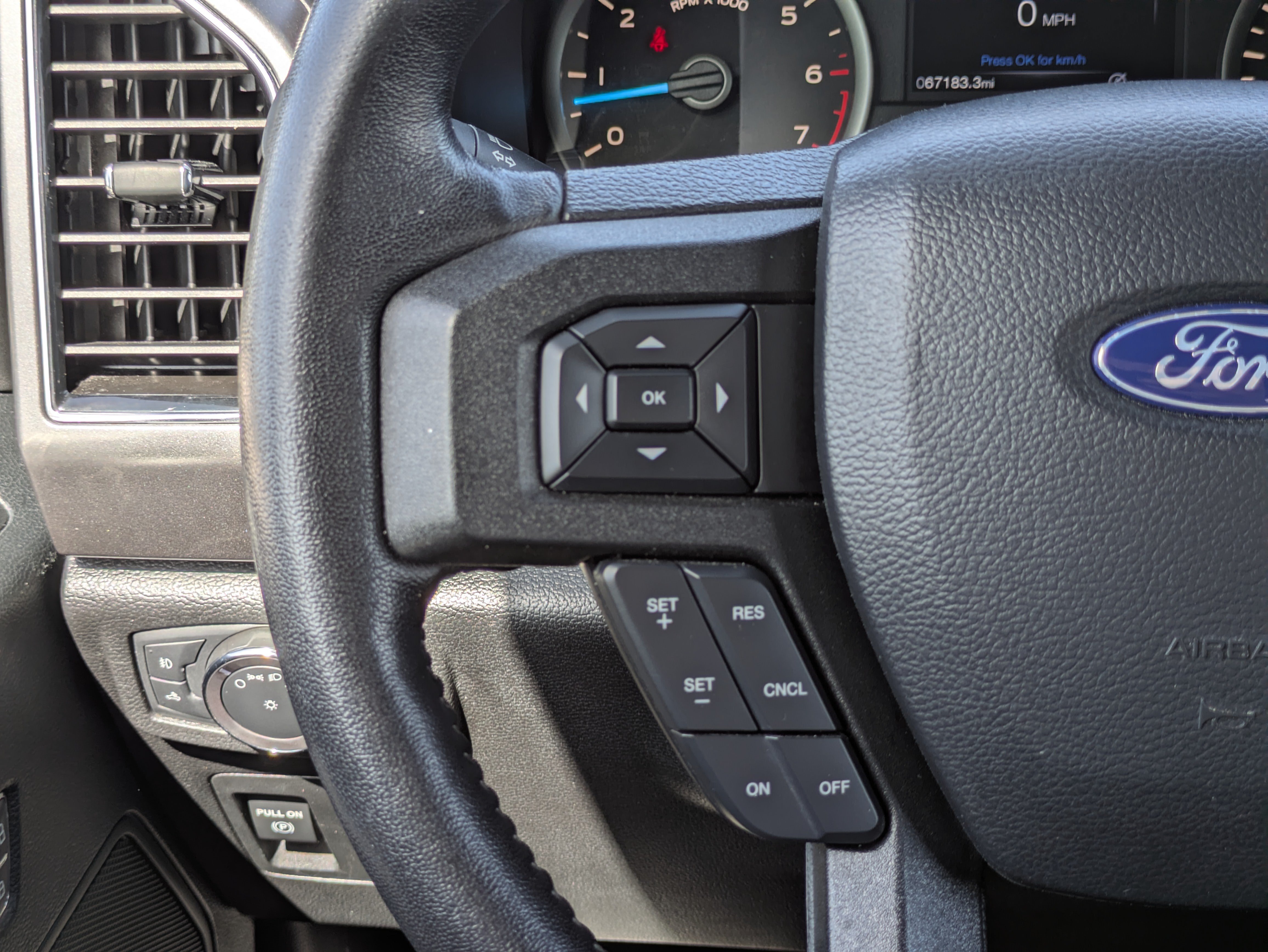 Used 2019 Ford F150 XLT w/ Equipment Group 302A Luxury RWD image 35
