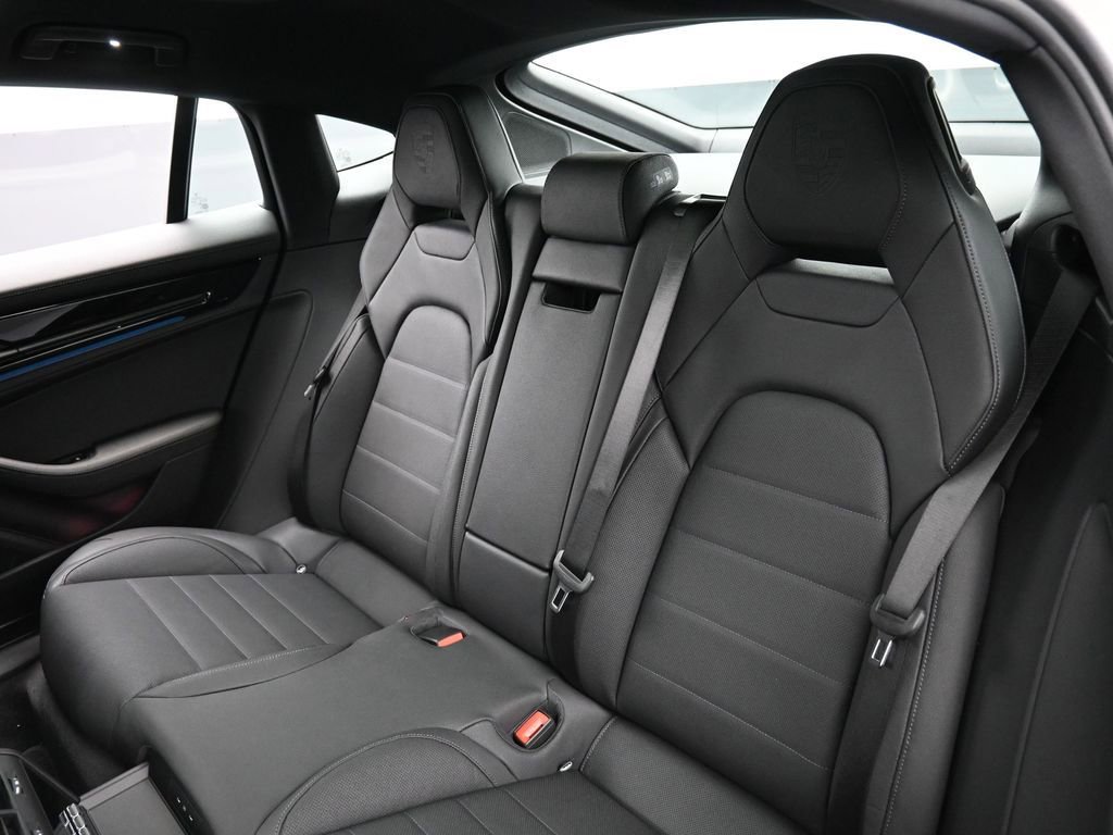 New 2026 Porsche Panamera 4 image 23