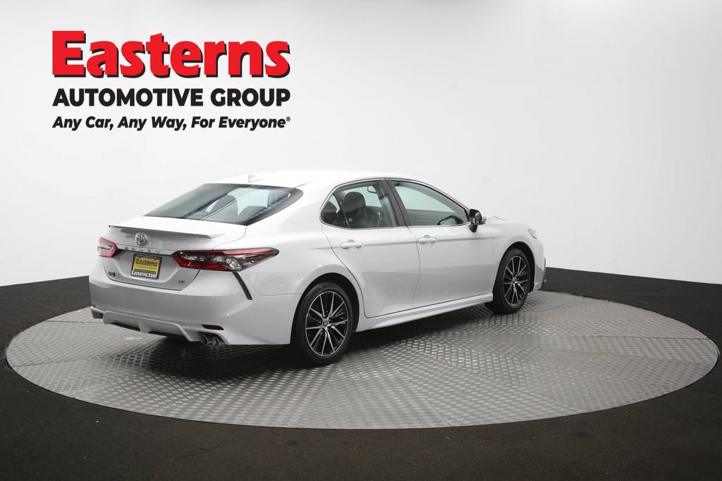 Used 2024 Toyota Camry SE w/ Cold Weather Package FWD image 39