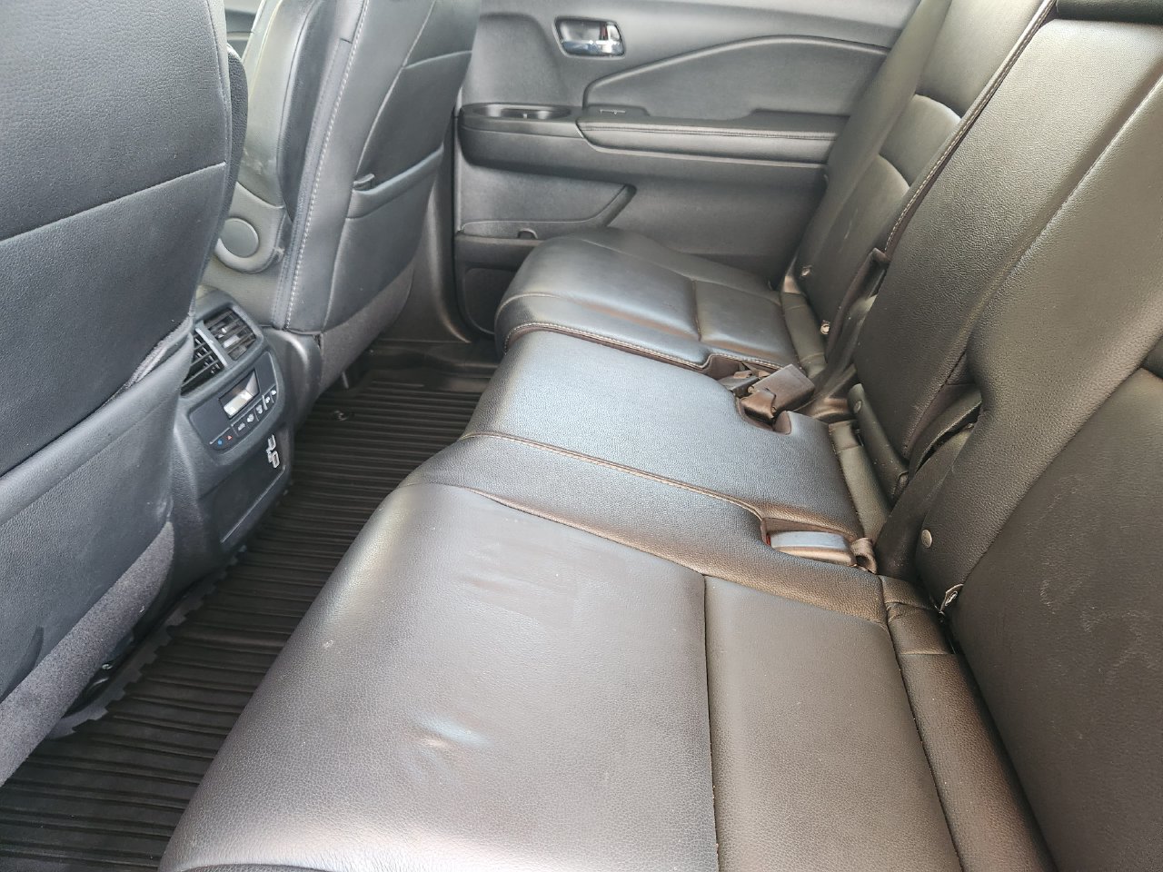 Used 2022 Honda Pilot Special Edition image 29
