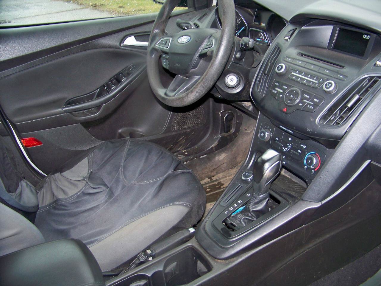 Used 2016 Ford Focus SE FWD image 12