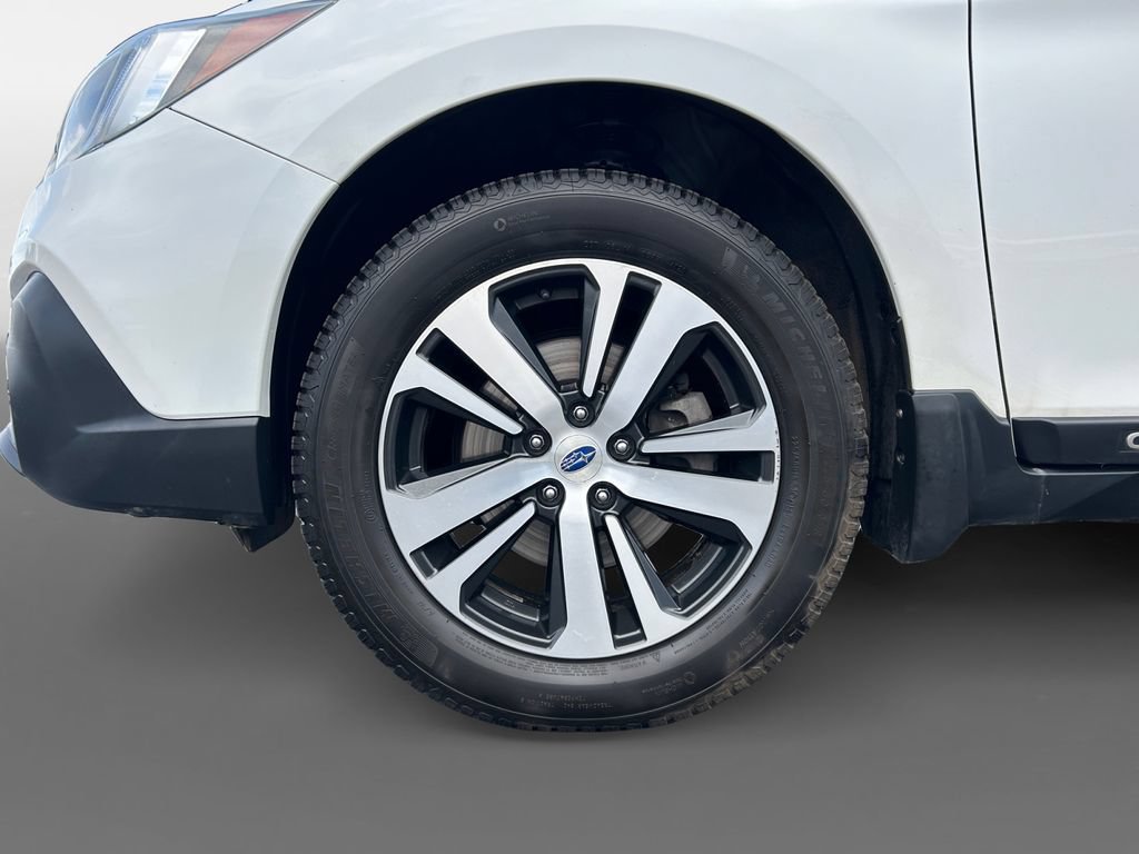Used 2018 Subaru Outback 2.5i Limited w/ Popular Package #2 AWD/4WD image 15