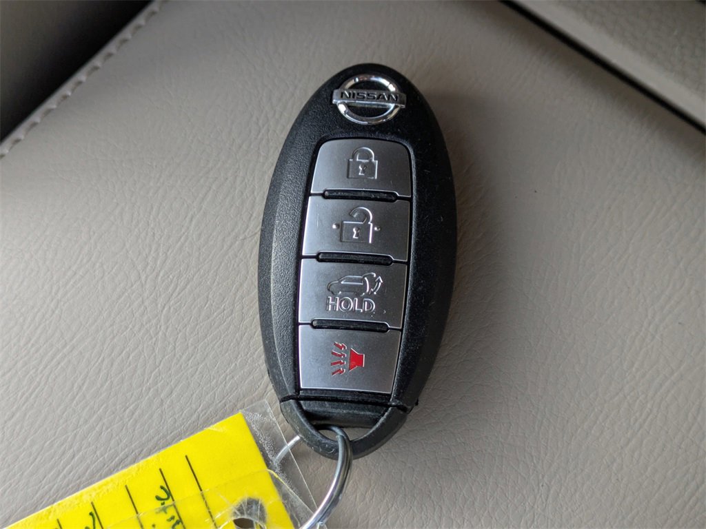 Used 2015 Nissan Rogue SL w/ SL Premium Package image 31