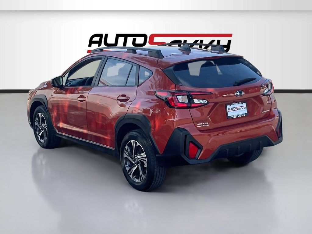 Used 2024 Subaru Crosstrek 2.0i Premium w/ Crosstrek Mirror Package AWD/4WD image 5