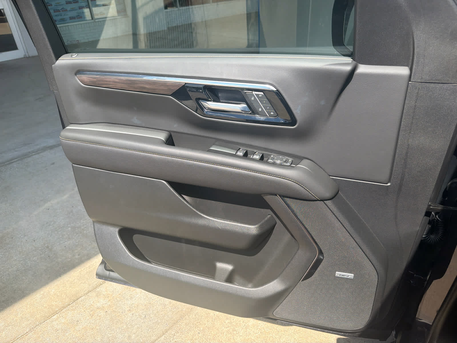 New 2026 Chevrolet Suburban Premier AWD/4WD image 22