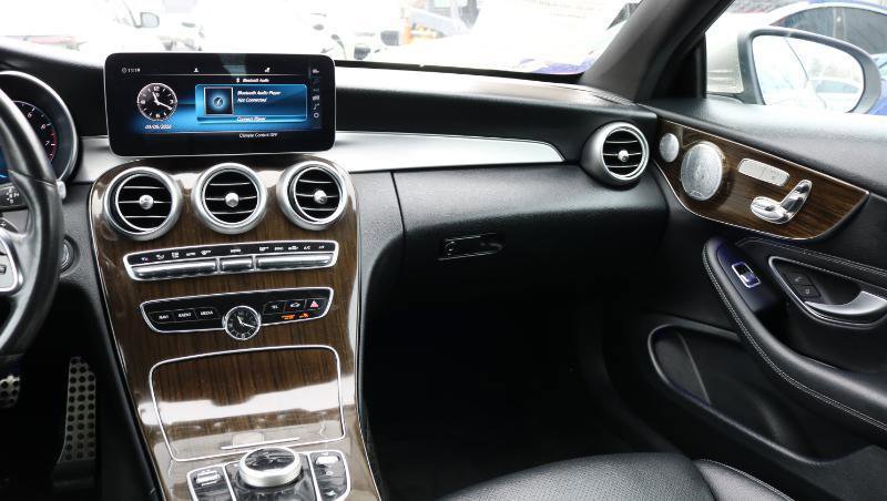 Used 2020 Mercedes-Benz C 300 4MATIC Coupe w/ AMG Line image 21