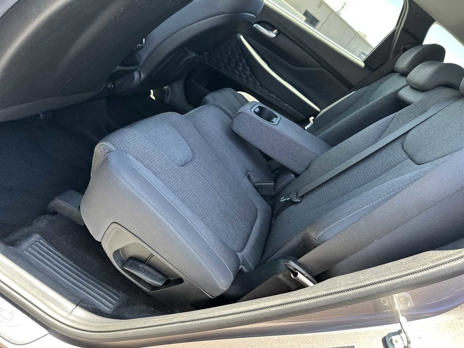 Used 2019 Hyundai Santa Fe SE FWD image 22