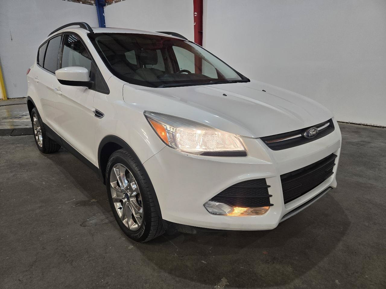 Used 2016 Ford Escape SE w/ SE Leather Comfort Package