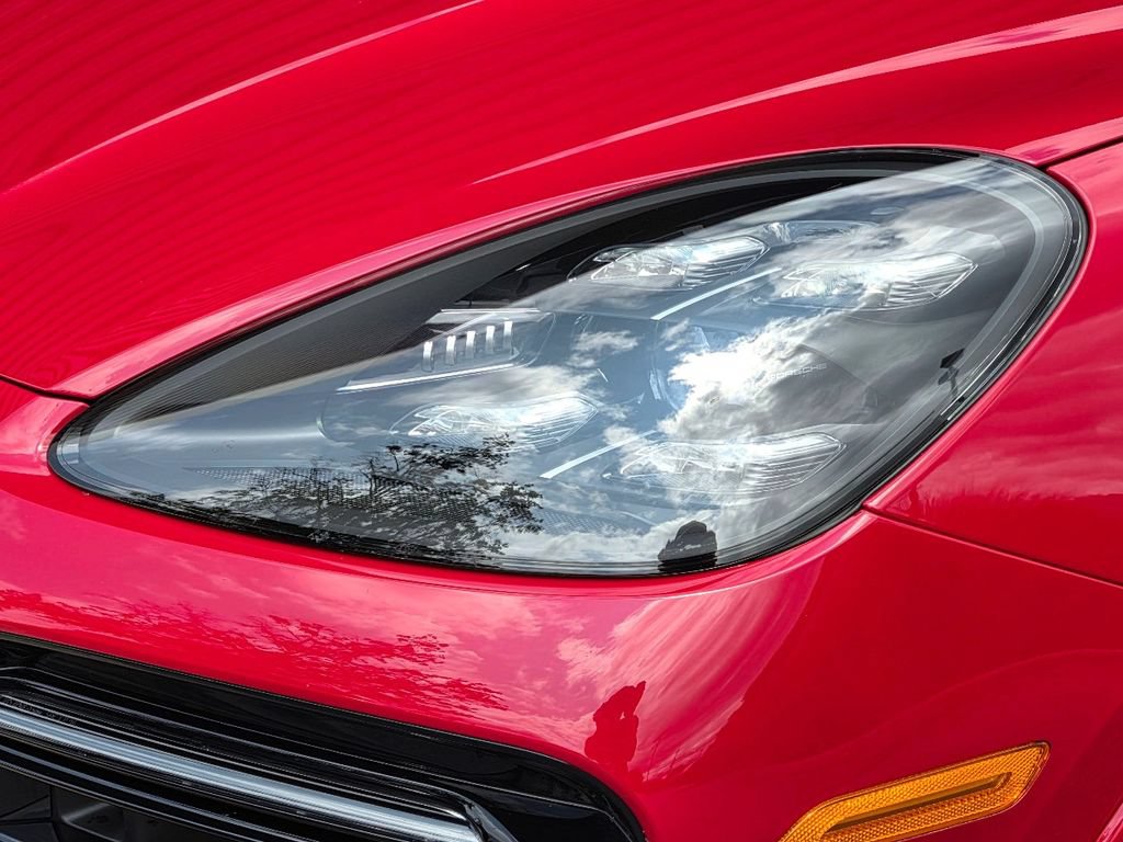 Certified 2023 Porsche Cayenne GTS AWD/4WD image 25