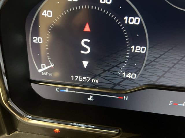 Certified 2024 GMC Sierra 2500 AT4 image 11