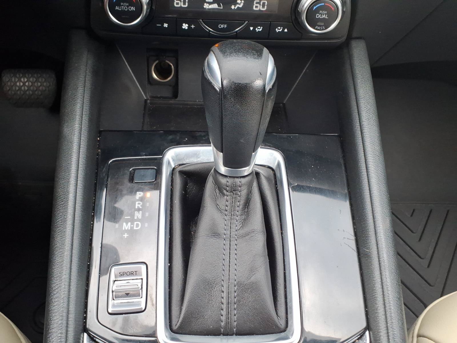 Used 2017 MAZDA CX-5 Touring w/ Preferred Equipment Package AWD/4WD image 27