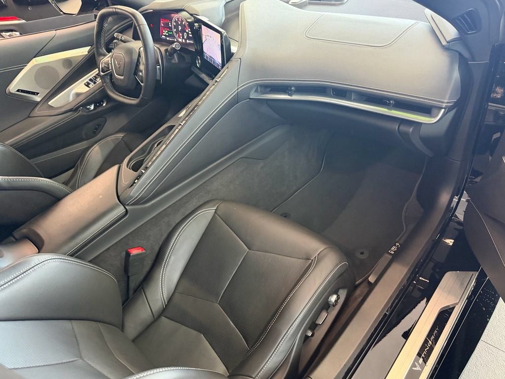 Used 2023 Chevrolet Corvette Stingray Preferred Conv w/ Z51 Performance Package RWD image 14