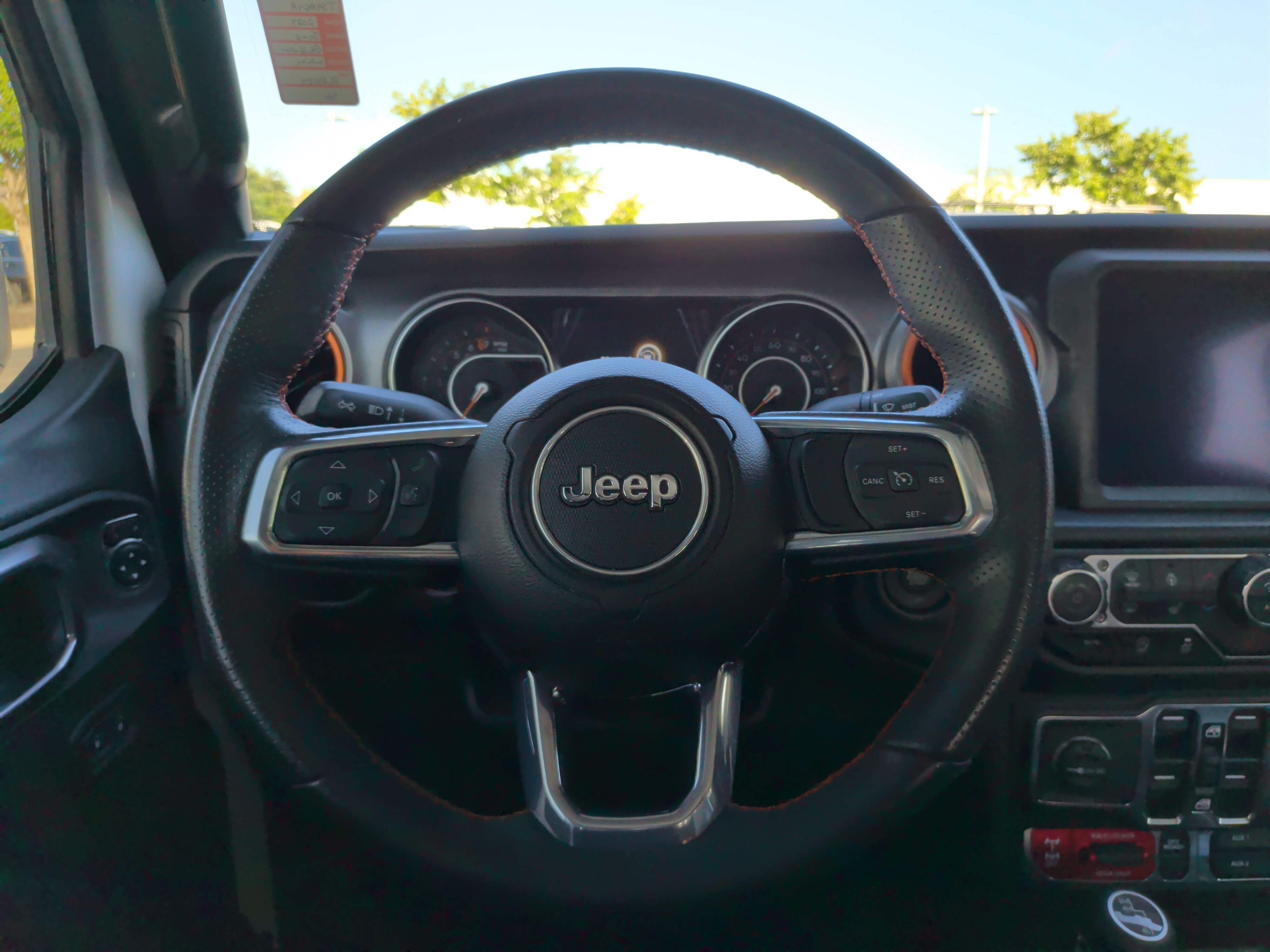 Used 2023 Jeep Gladiator Mojave w/ Cold Weather Group AWD/4WD image 21