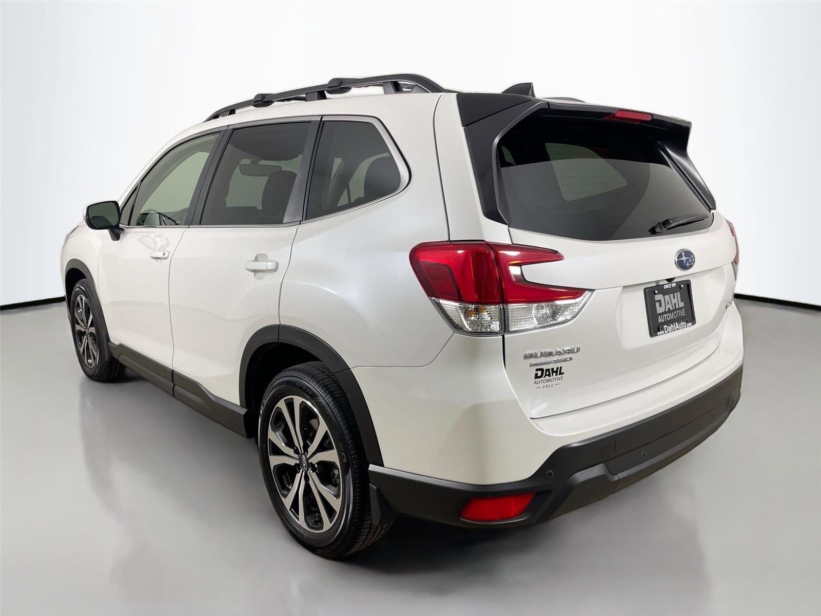 Used 2024 Subaru Forester Limited image 10