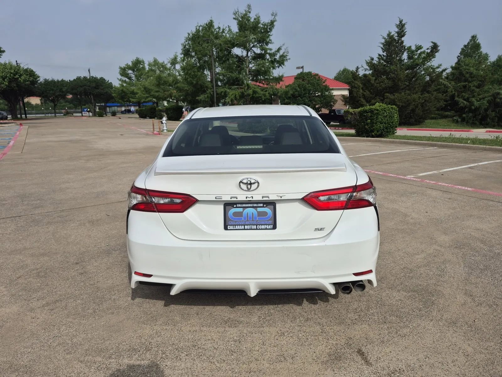 Used 2018 Toyota Camry SE FWD image 7