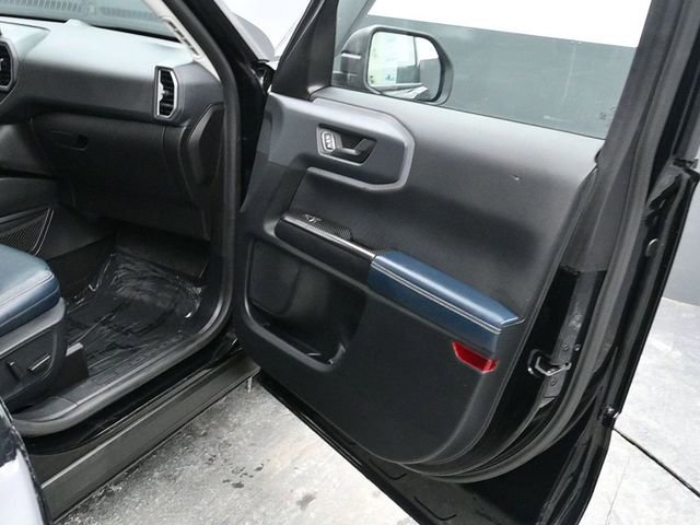 Used 2021 Ford Bronco Sport Outer Banks image 9