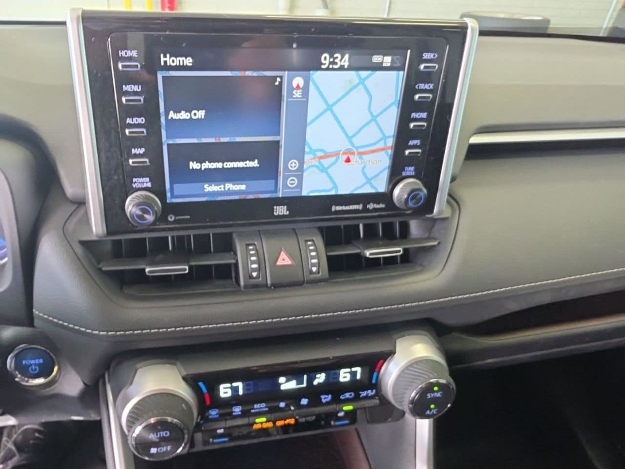 Used 2020 Toyota RAV4 Limited w/ Limited Grade Weather Package AWD/4WD image 12