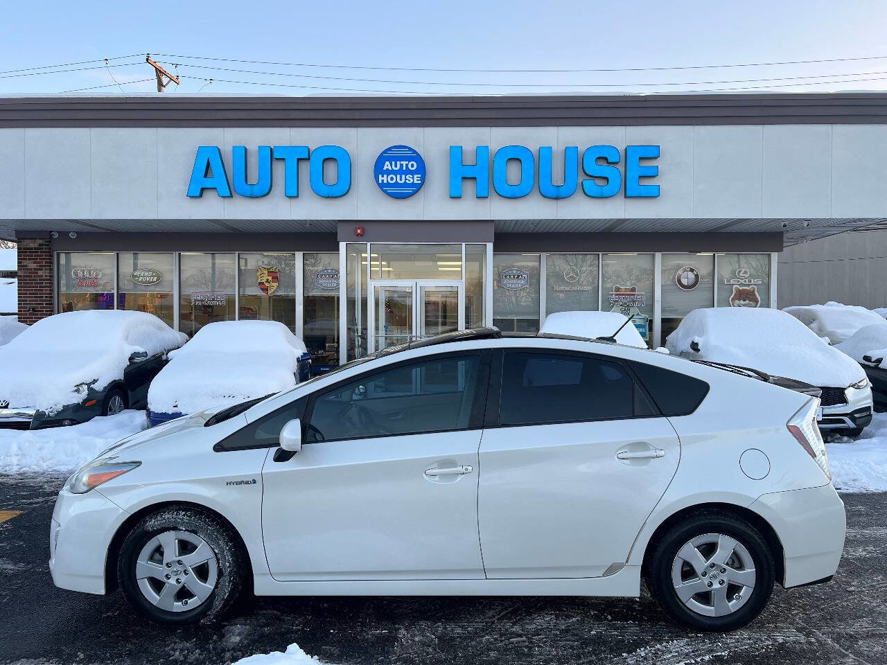 Used 2010 Toyota Prius Three image 8