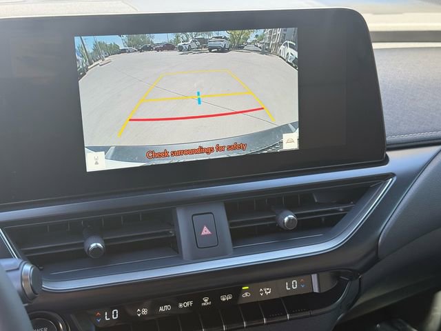 New 2026 Lexus UX 300h FWD image 20