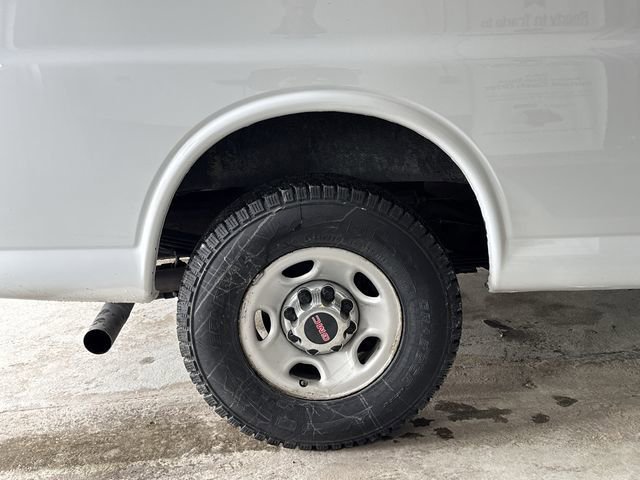 Certified 2022 GMC Savana 2500 Extended w/ Driver Convenience Package RWD image 35