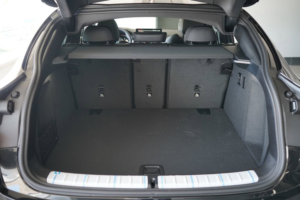 Used 2025 BMW X4 xDrive30i w/ Premium Package image 21