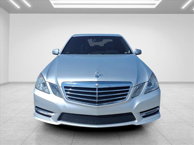 Used 2013 Mercedes-Benz E 350 4MATIC Sedan image 4