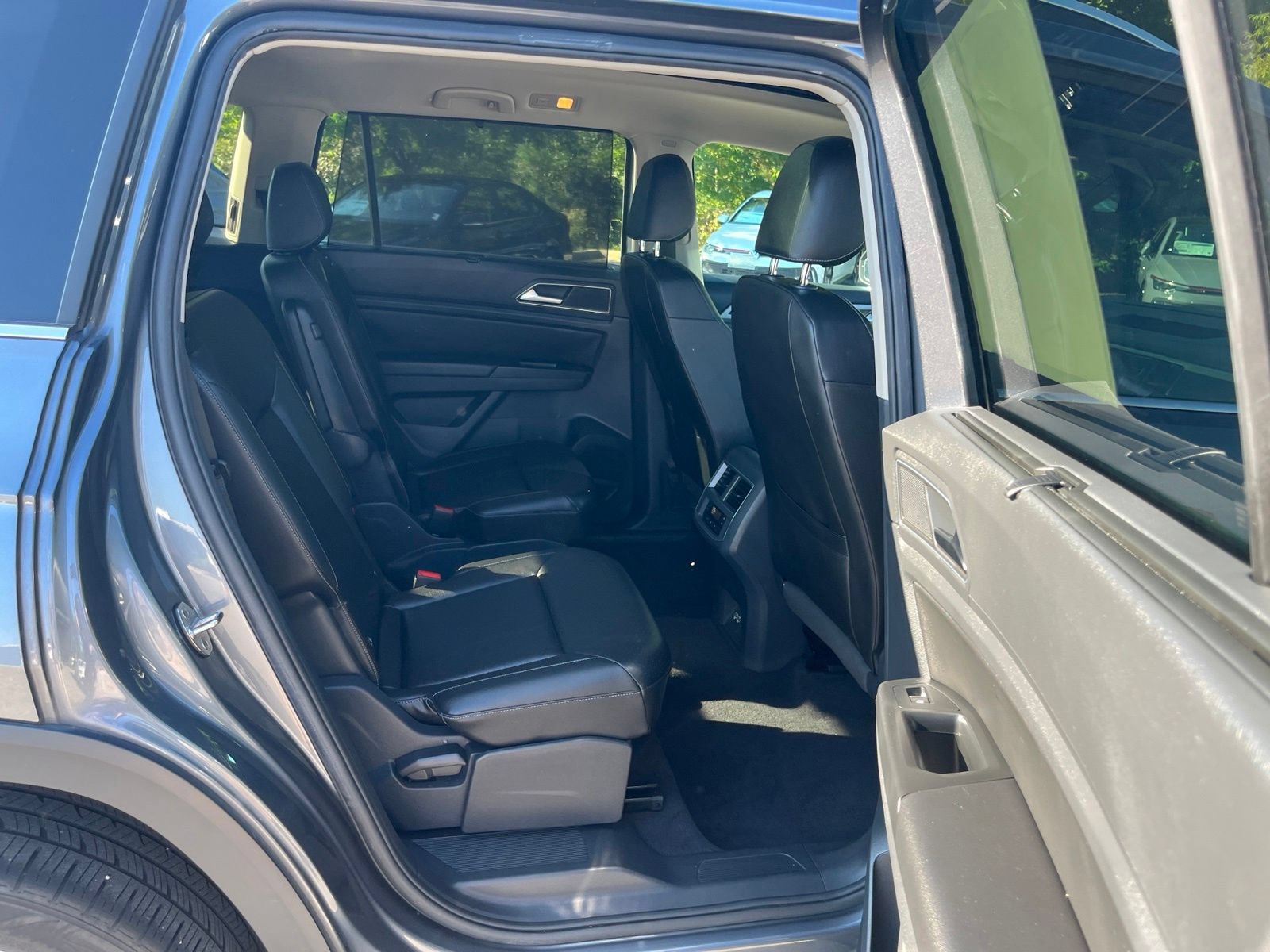Used 2019 Volkswagen Atlas SEL AWD/4WD image 36