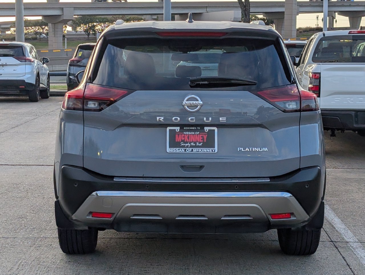 Used 2021 Nissan Rogue Platinum FWD image 5