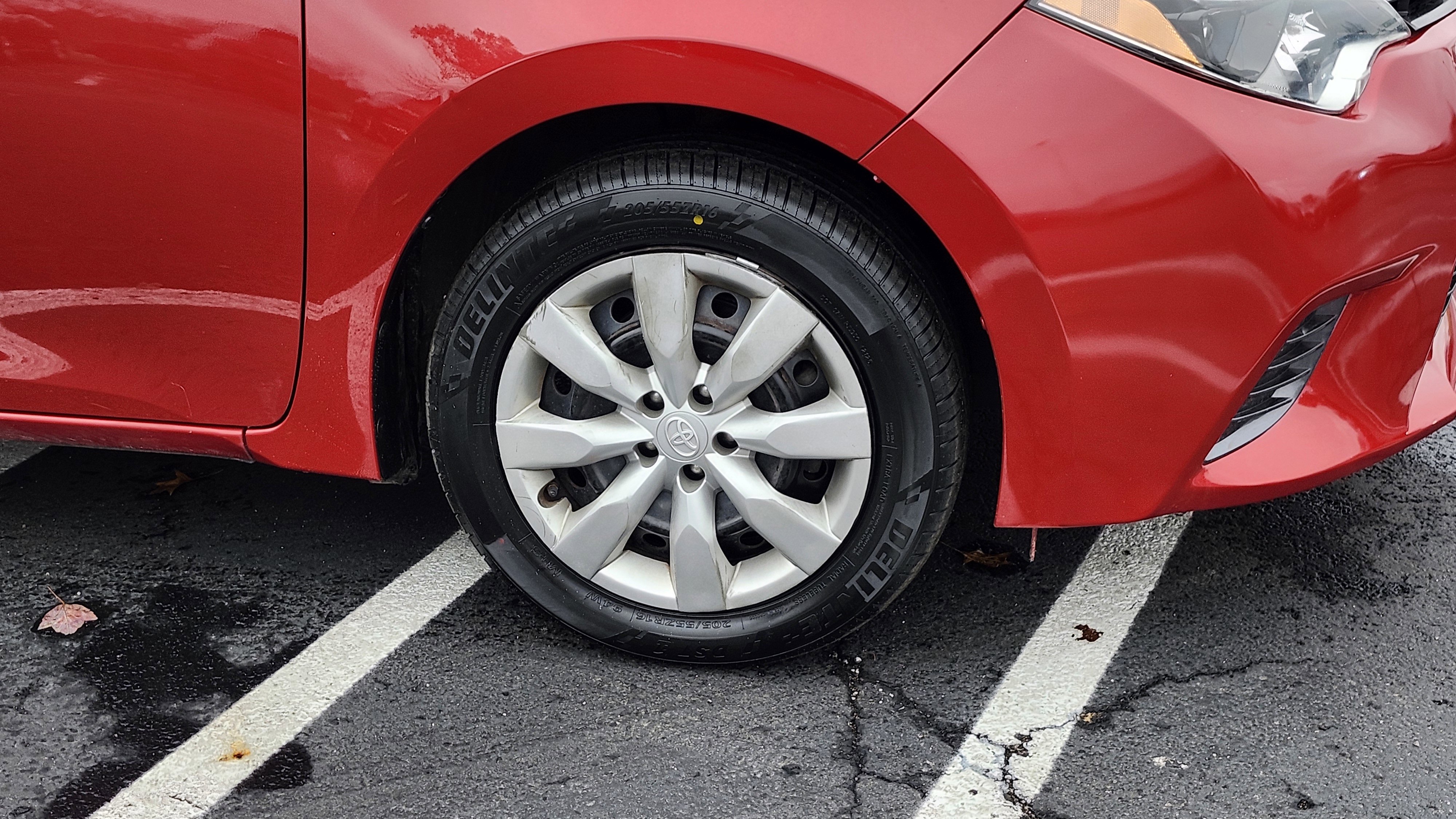 Used 2016 Toyota Corolla LE image 26