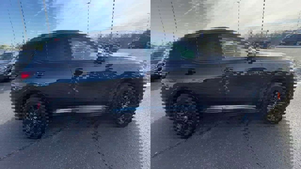 Certified 2023 Buick Envision Essence w/ Sport Touring Package image 8