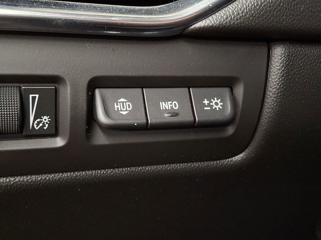 Used 2022 Cadillac XT4 Sport w/ LPO, Onyx Lite Package image 22