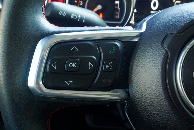 Used 2023 Jeep Gladiator Rubicon w/ LED Lighting Group AWD/4WD image 13
