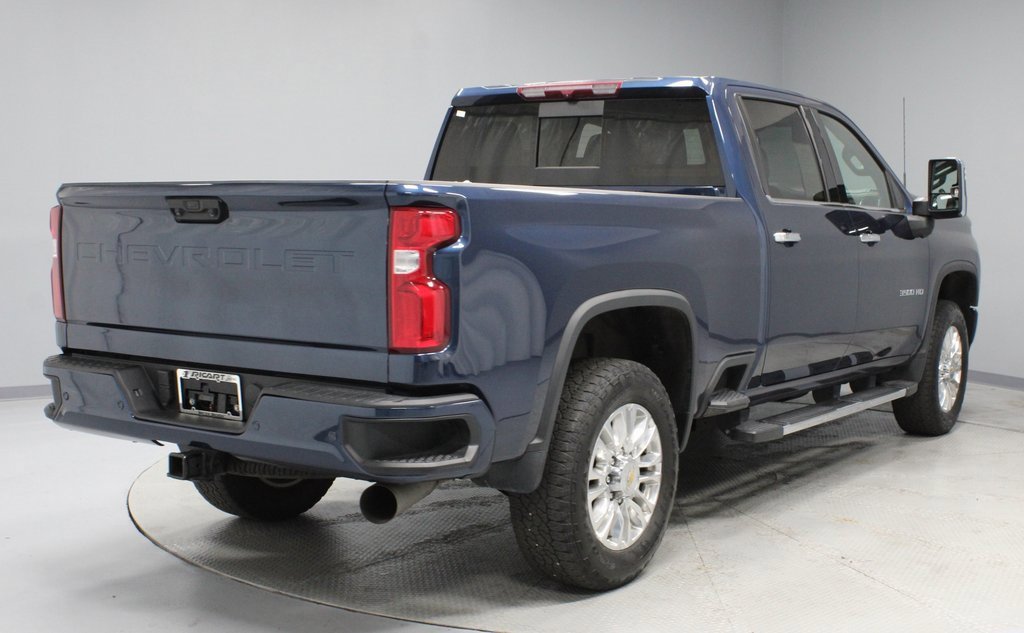 Used 2022 Chevrolet Silverado 3500 High Country image 10