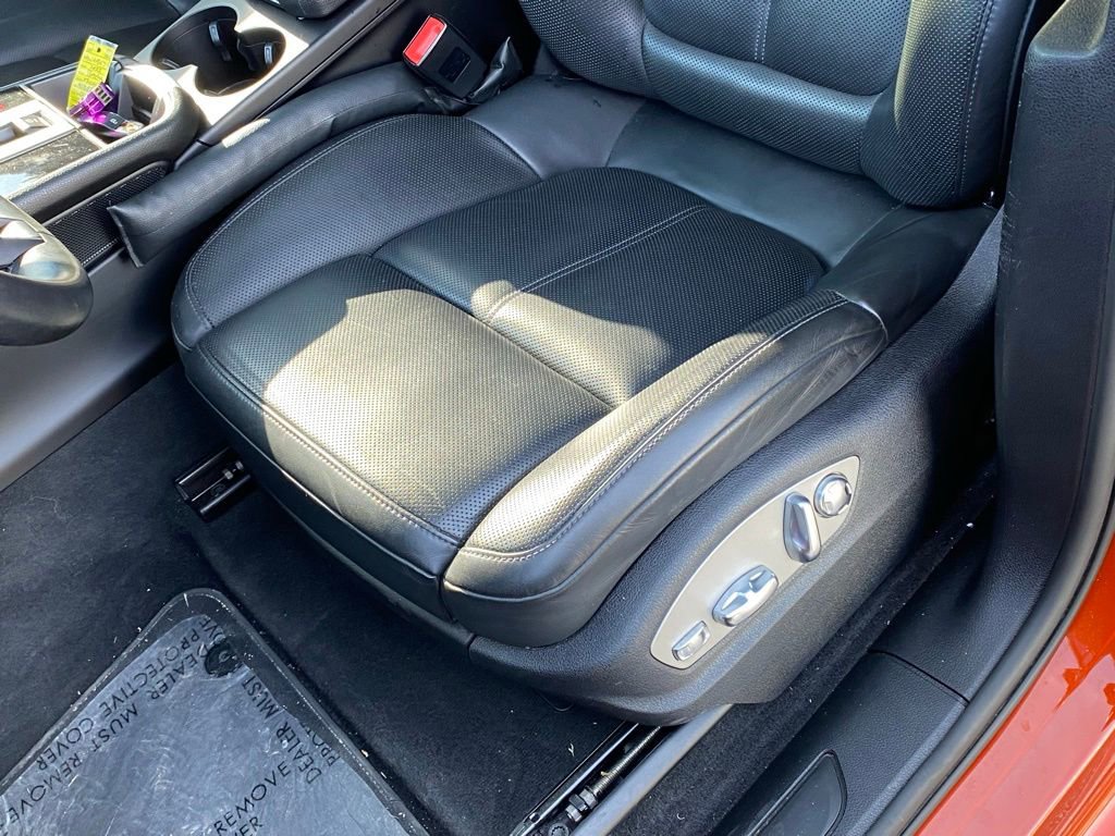 Used 2022 Porsche Macan AWD/4WD image 25