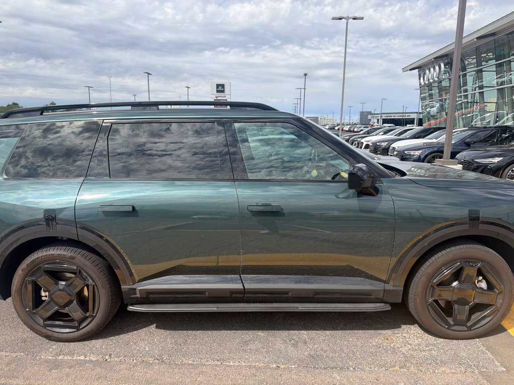 Used 2027 Kia Telluride SX X-Line AWD/4WD image 2