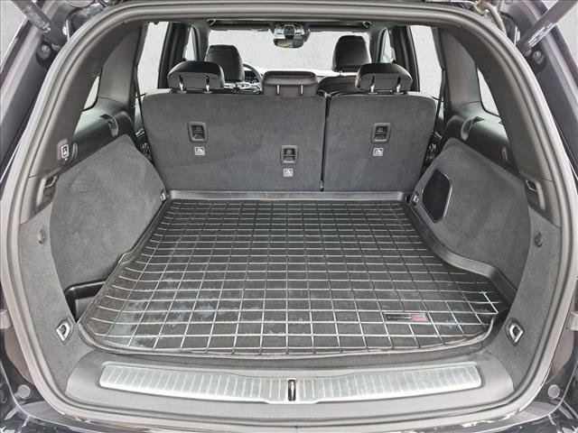 Used 2023 Jeep Grand Cherokee Overland AWD/4WD image 6