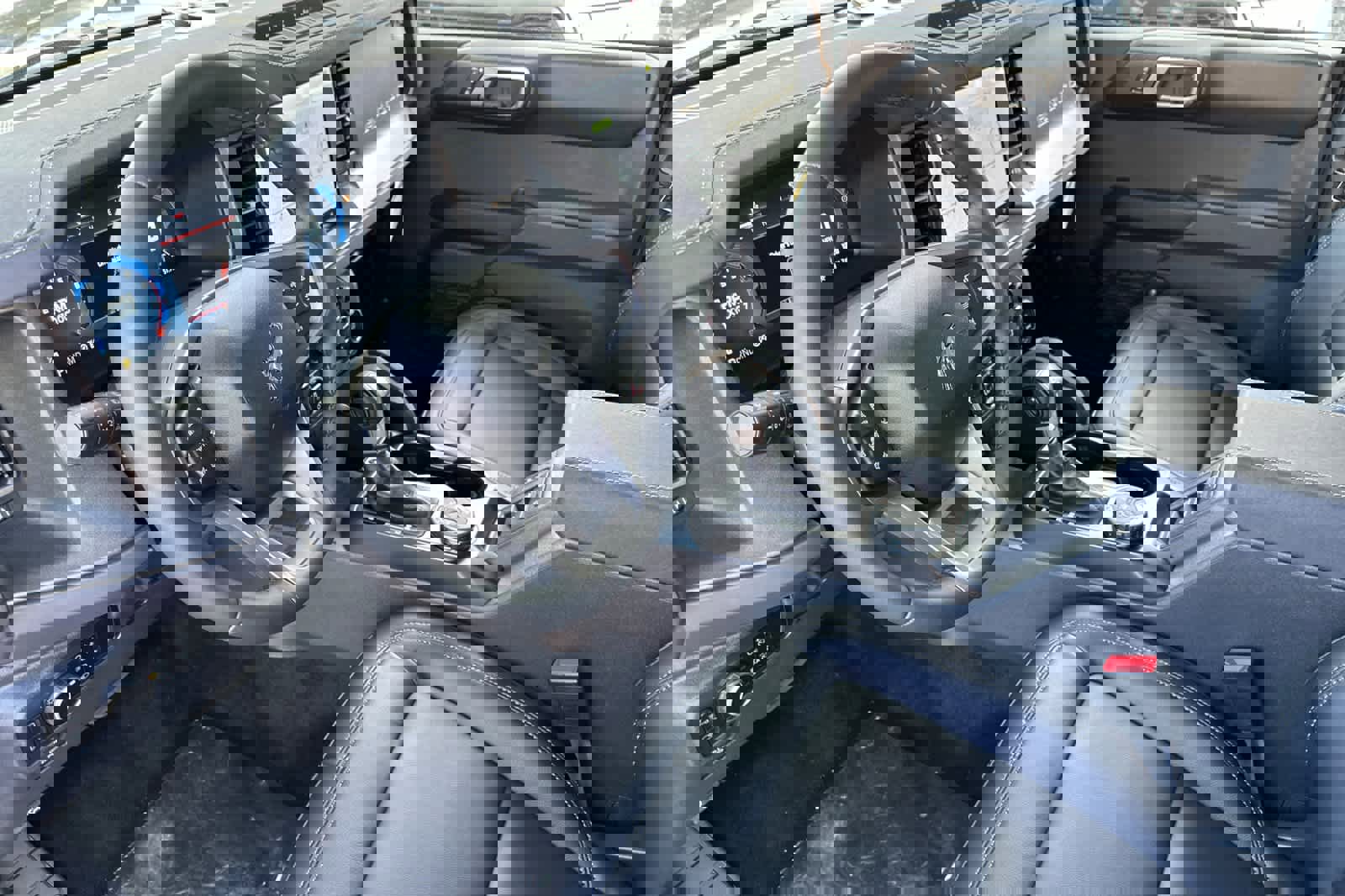 New 2025 Ford Bronco Badlands image 12