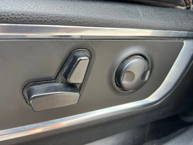 Used 2025 RAM 1500 Laramie AWD/4WD image 32