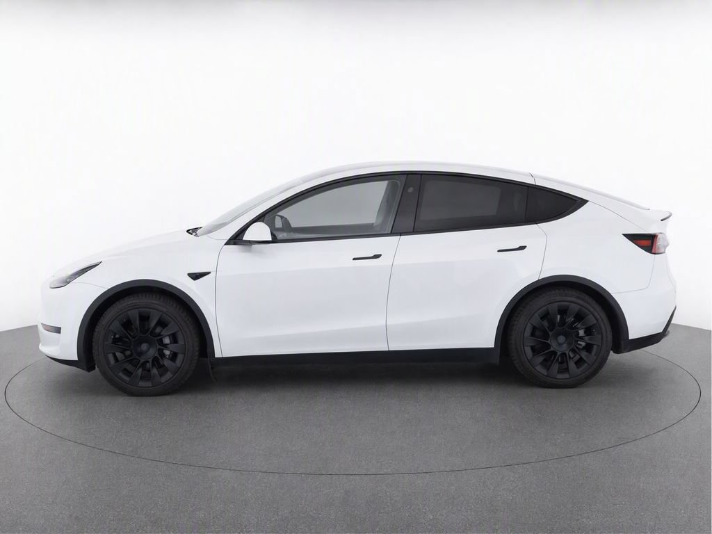 Used 2021 Tesla Model Y Long Range AWD/4WD image 6