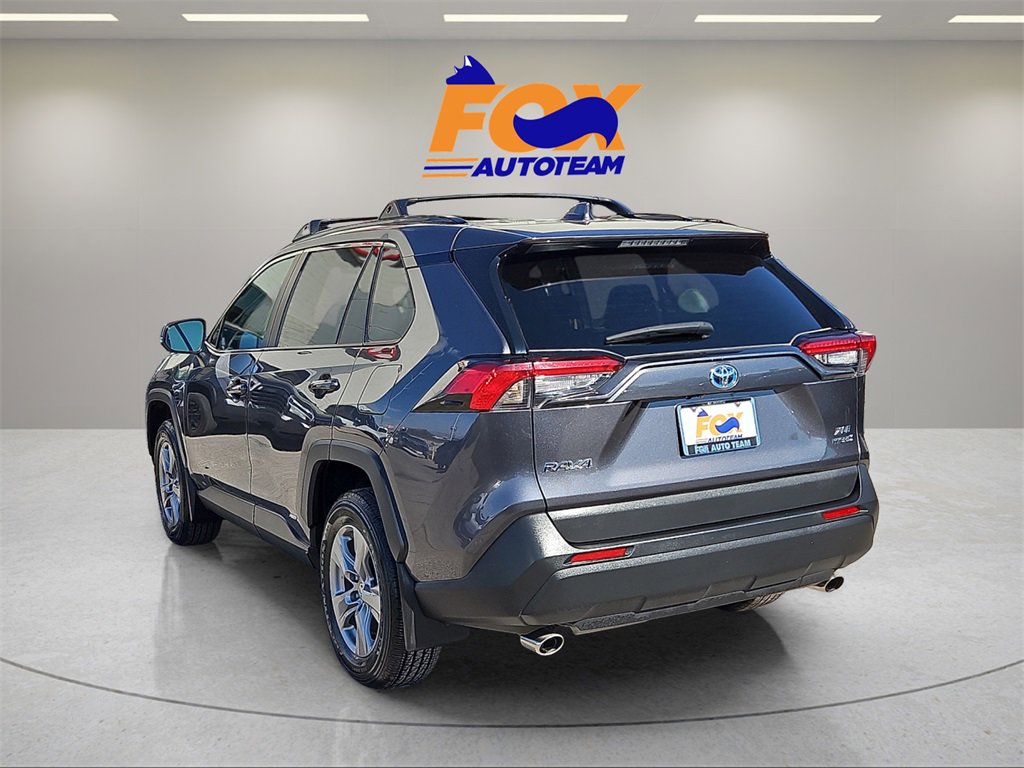 Used 2022 Toyota RAV4 XLE image 3