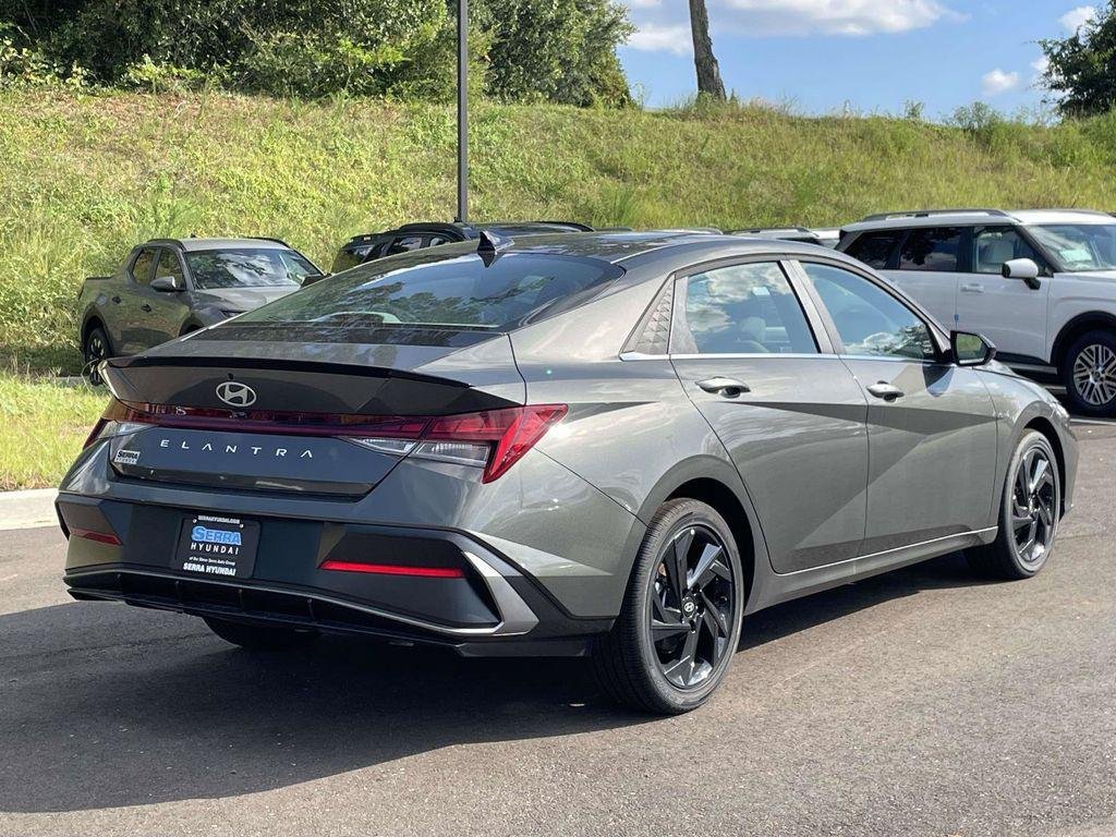 New 2026 Hyundai Elantra SEL Sport Premium FWD image 26
