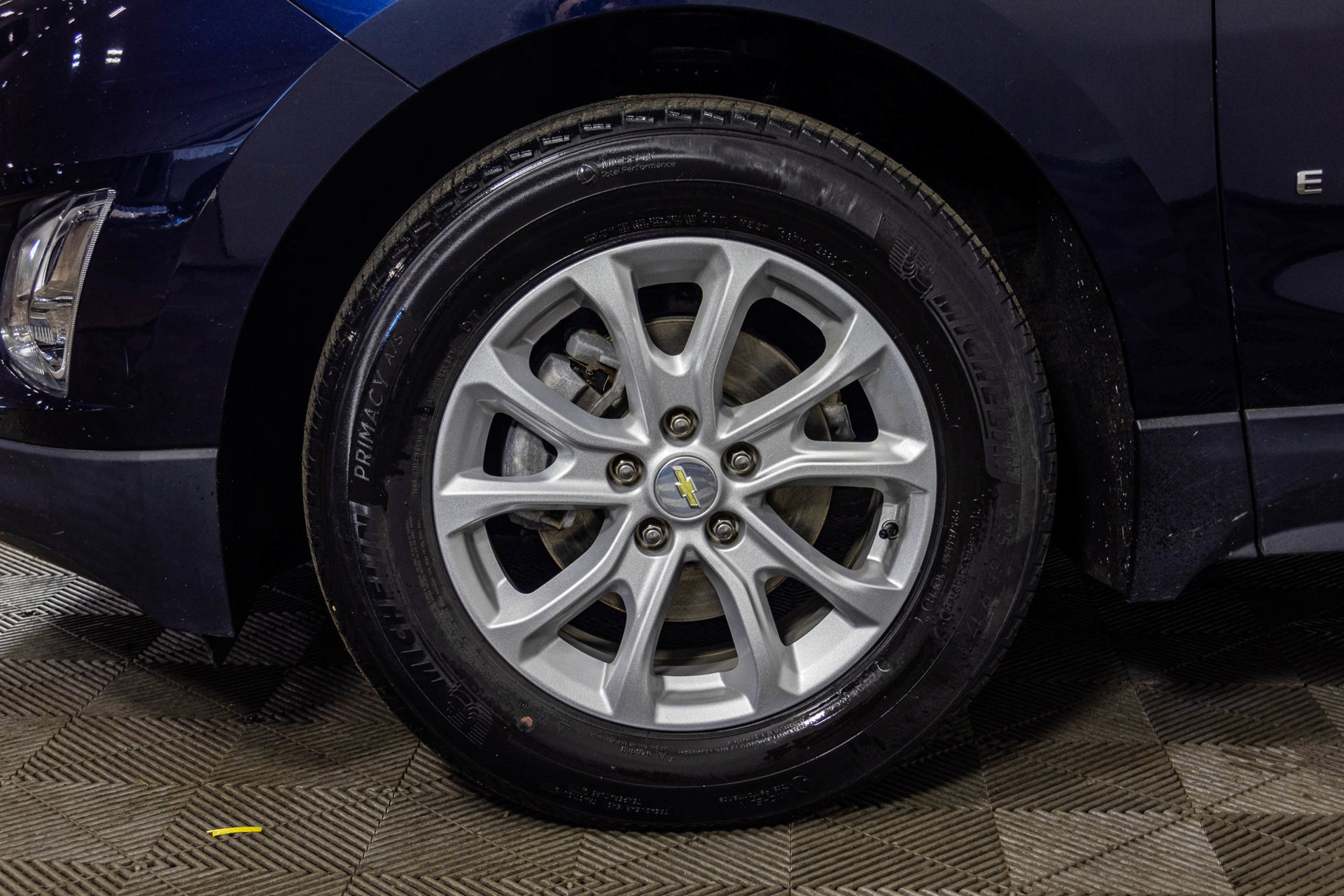 Used 2020 Chevrolet Equinox LS w/ LS Convenience Package FWD image 47