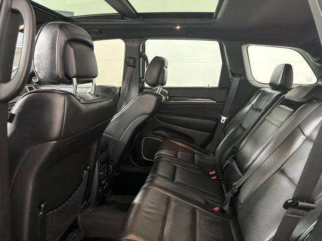 Certified 2017 Jeep Grand Cherokee Overland AWD/4WD image 32
