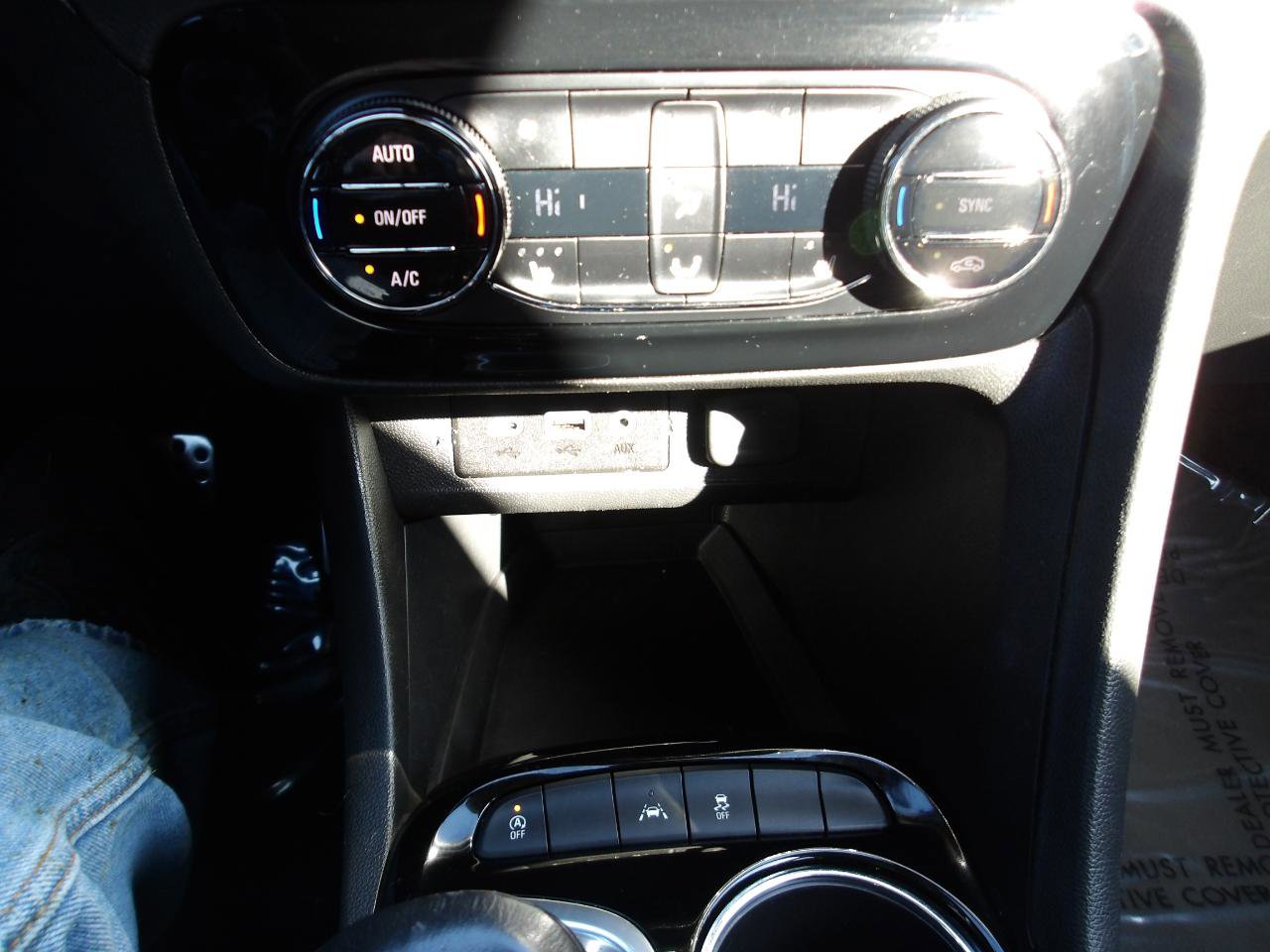 Used 2023 Buick Encore GX Select w/ Sport Touring Package FWD image 20