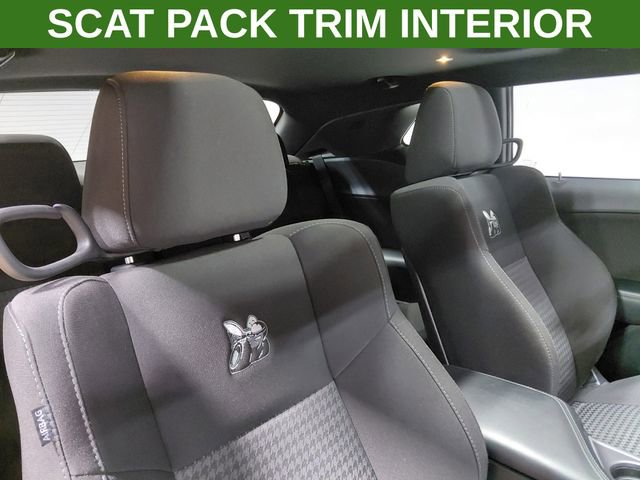Used 2022 Dodge Challenger R/T Scat Pack RWD image 3