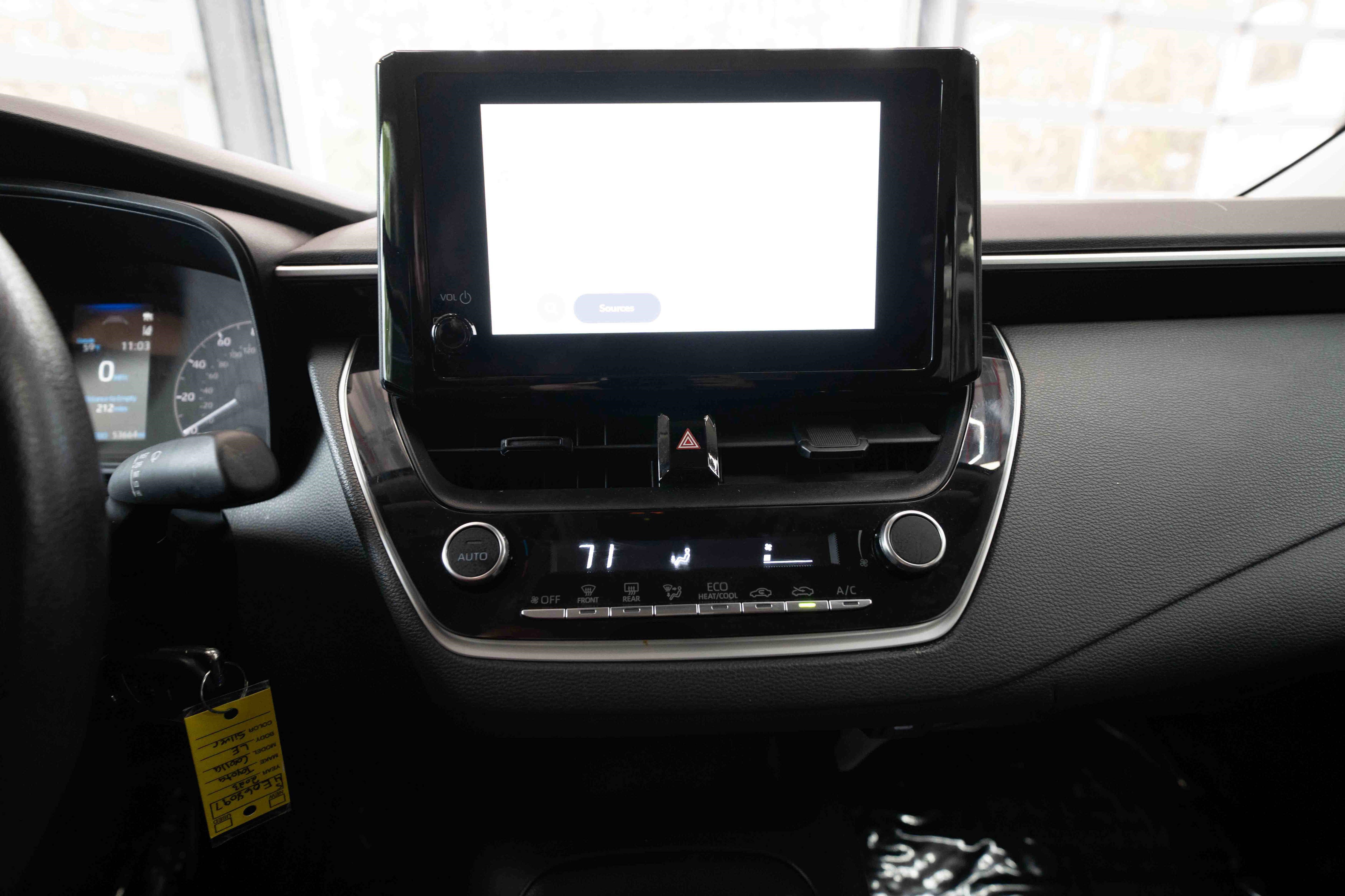Used 2023 Toyota Corolla LE image 17