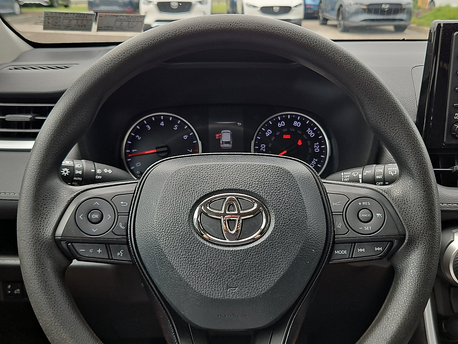 Used 2021 Toyota RAV4 XLE AWD/4WD image 18