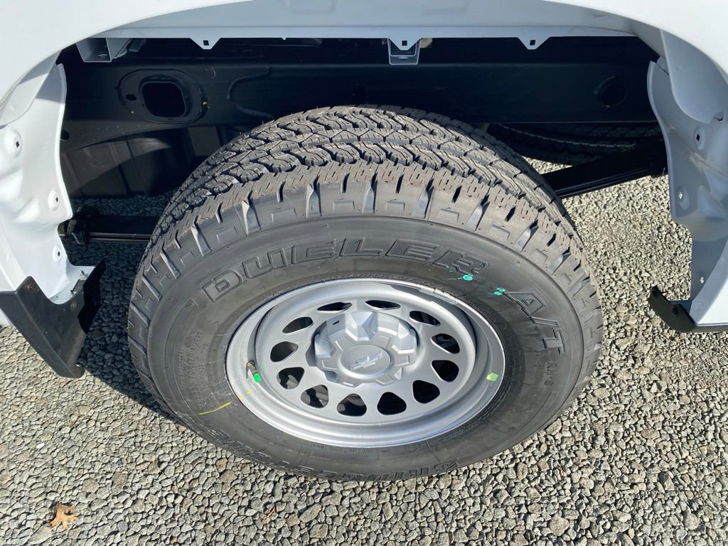 New 2025 Chevrolet Silverado 1500 W/T w/ WT Safety Package image 19