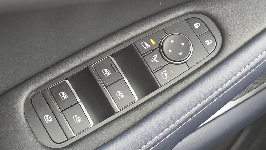 New 2026 INFINITI QX60 Sport w/ Dark Cargo Package image 18