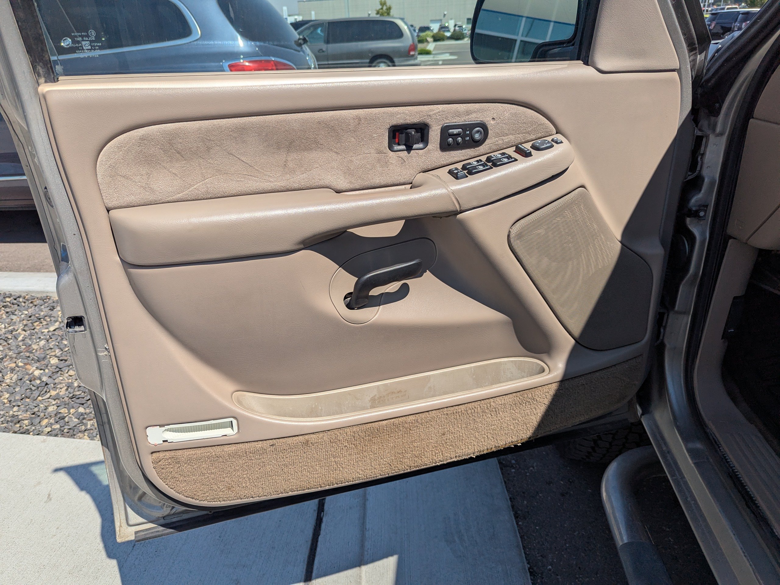 Used 2002 Chevrolet Silverado 2500 LT AWD/4WD image 10
